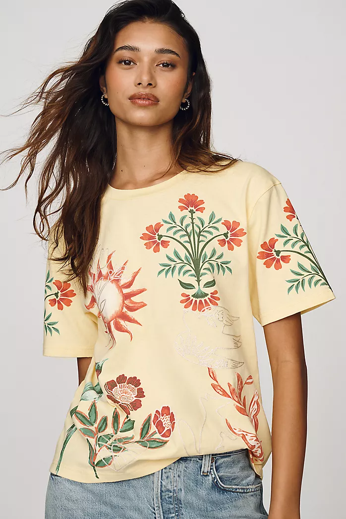 Floral embroidered tee