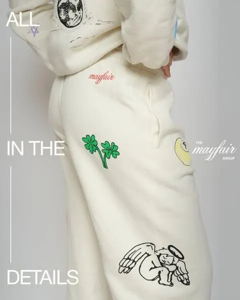 Model wearing apparel